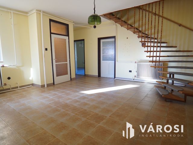 Folyamatosan karbantartott családi ház Liszón.