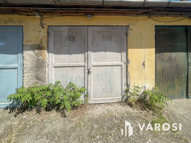 Garázs a belvárosban