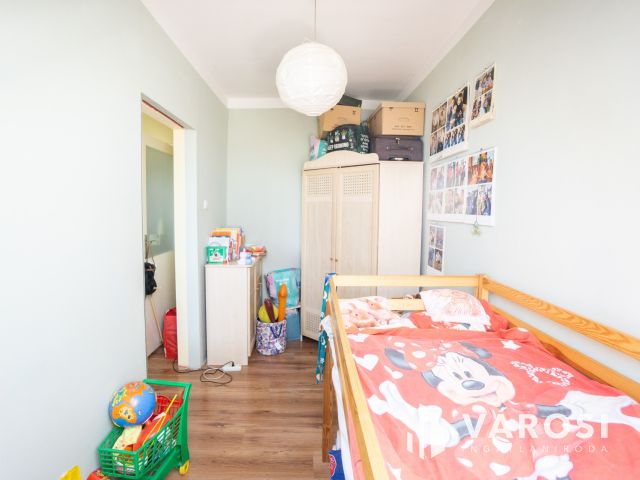 Kislakás eladó az Egyetem mellett!