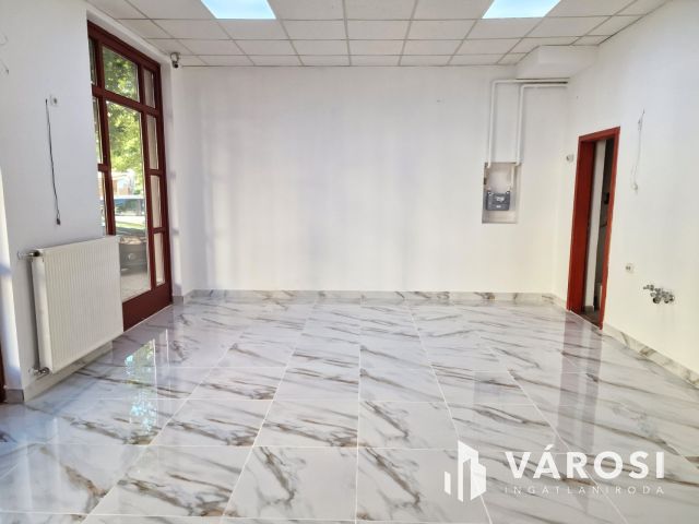 KIADÓ, 67m2 prémium üzlethelyiség a belváros szívében!