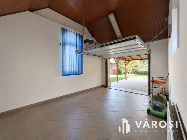 PRÉMIUM 4 HÁLÓSZOBÁS CSALÁDI HÁZ KIADÓ DEBRECENBEN!